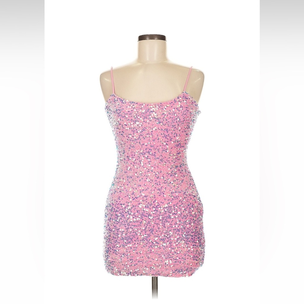 Pink sequin, mini party dress. Sz M in Junior. Super stretchy, soft lining.
